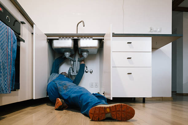 Professional Drain Cleaning technician working in Glenwood, IA